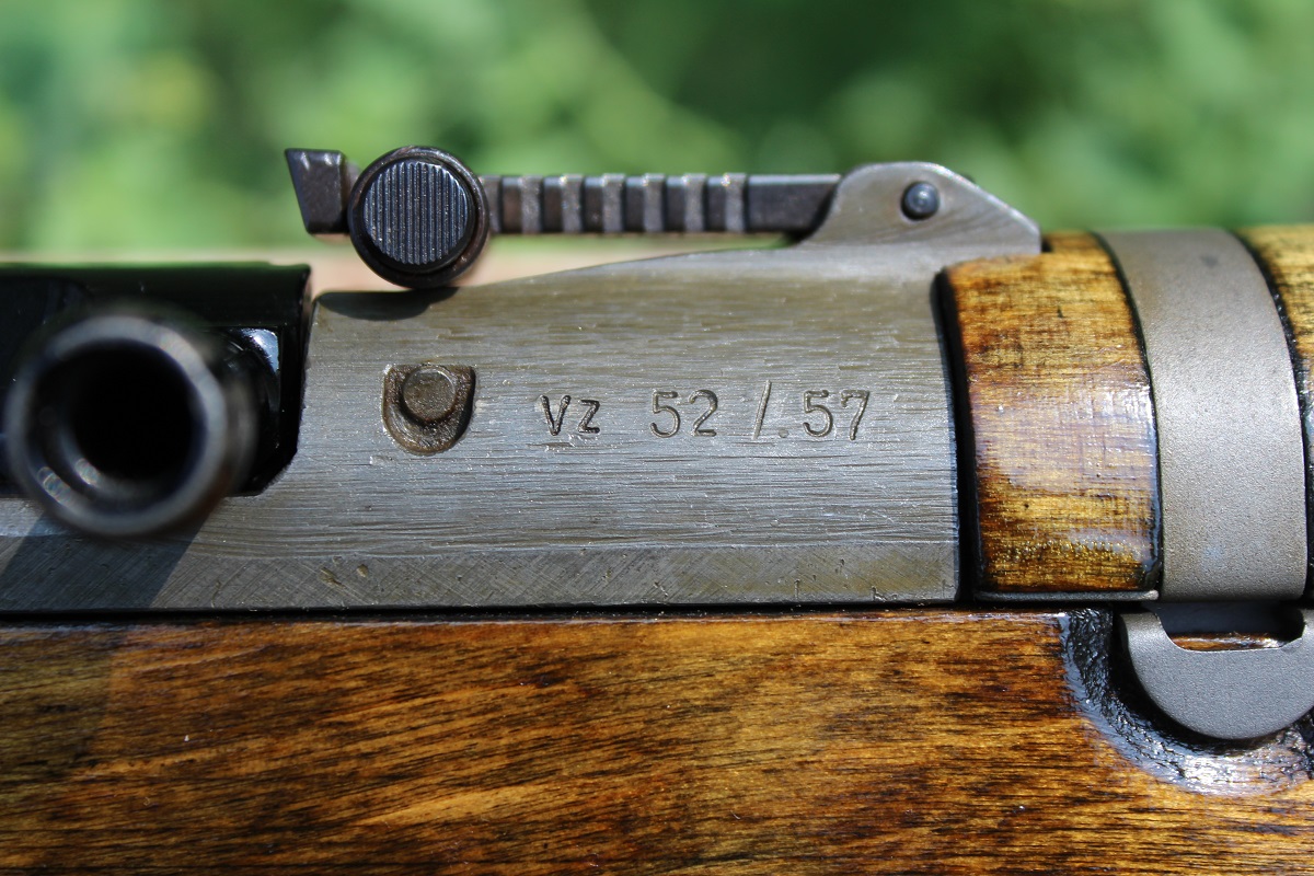 CZ 52-57c.JPG