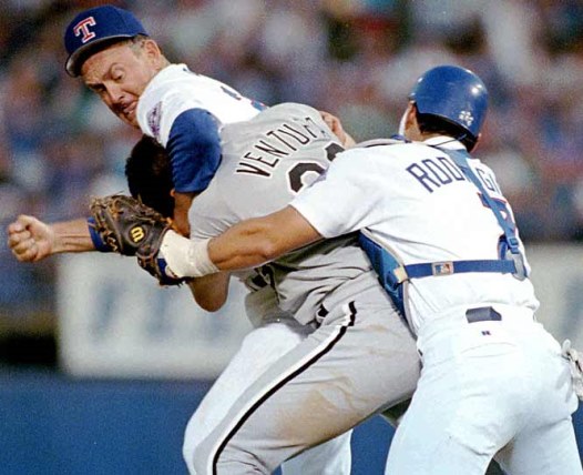 nolan-ryan-robin-ventura.jpg