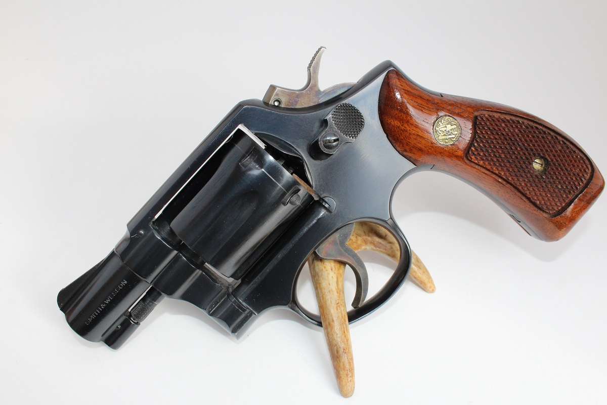 S & W Model 10-5.JPG