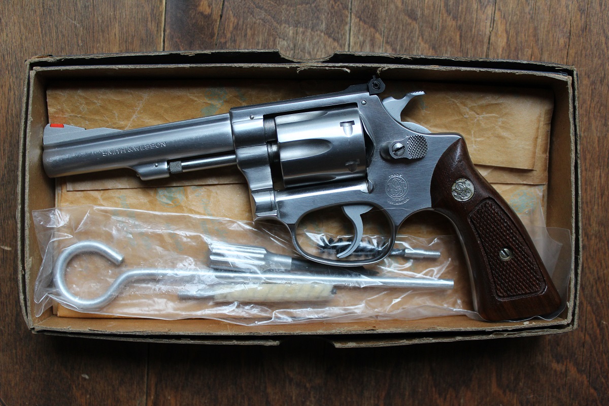 S & W Model 63.JPG