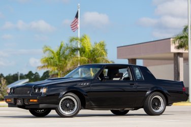 1987-buick-grand-national-regal-gnx.jpg