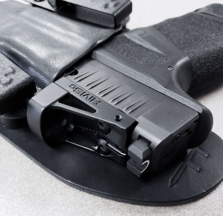 CrossBreed Reckoning Review - Hybrid IWB Holster - The Armory Life