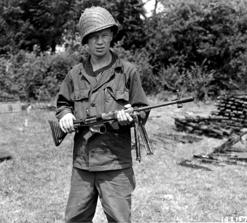 Air Assault Rifle: Germany’s Fabled FG42 - The Armory Life