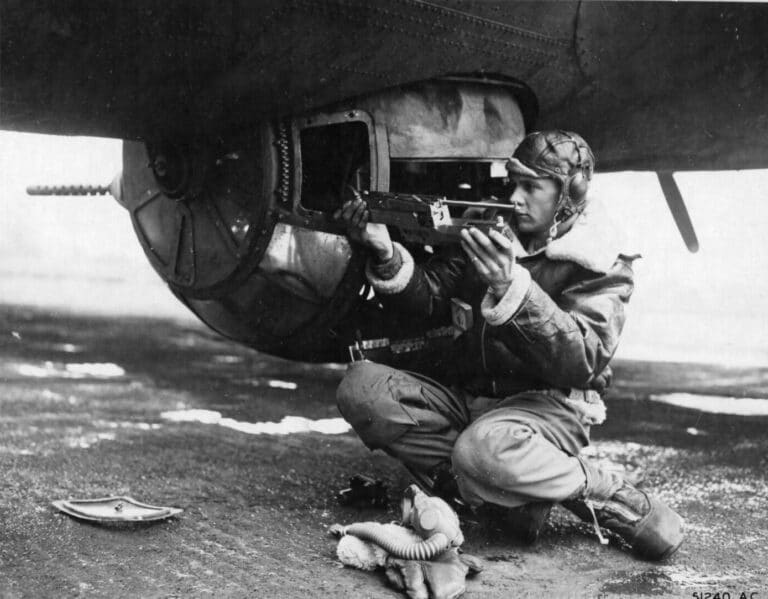 America’s Unknown Gunner Aces of World War II - The Armory Life