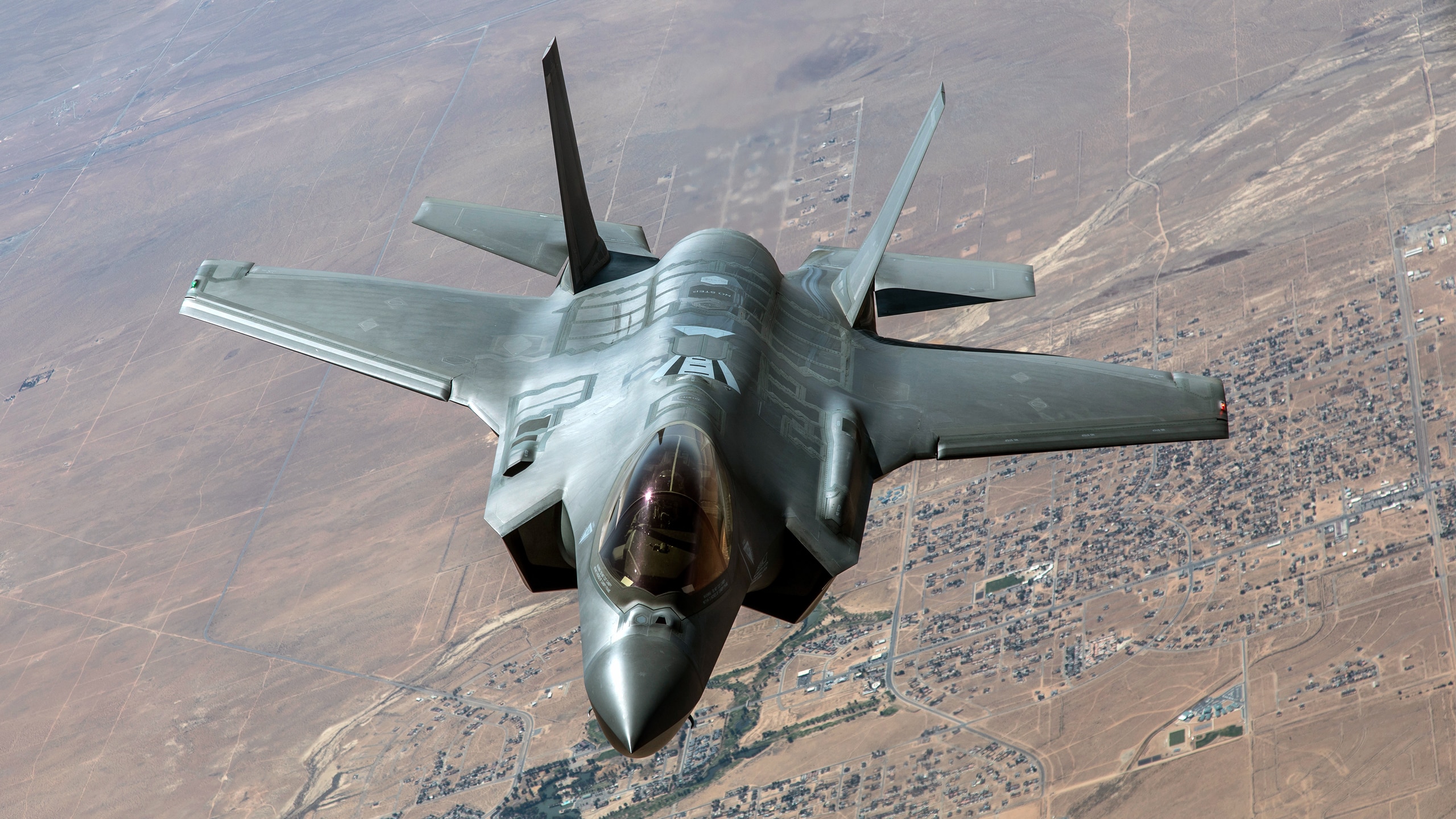 Here's When the F-35 Will Use Stealth Mode Vs. 'Beast Mode