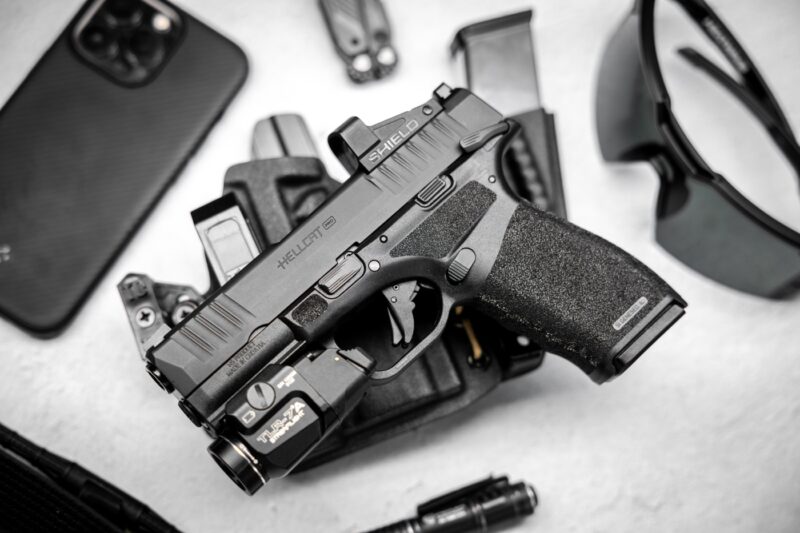 Considering the Hellcat Pro with Manual Safety - The Armory Life