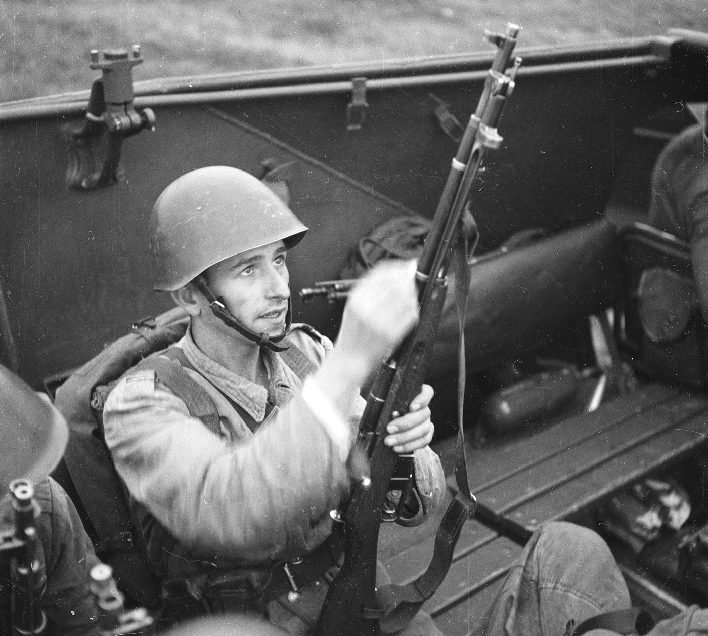 Polish soldier armed with Mosin-Nagant M.44 carbine