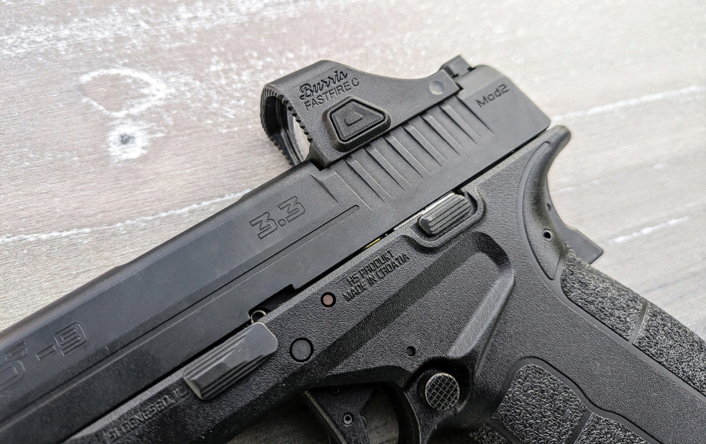 In this photo, we see a Burris FastFire C red dot sight mounted on a Springfield Armory xd-s 9mm pistol. The red dot sight works great on a semi-automatic handgun intended for concealed carry.