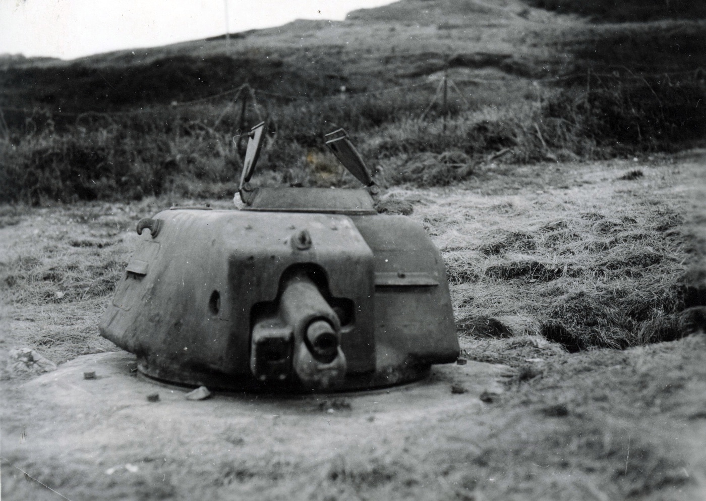 This photo shows a German bunker using Renault R-35 tank turret. These were effective, but not mobile.
