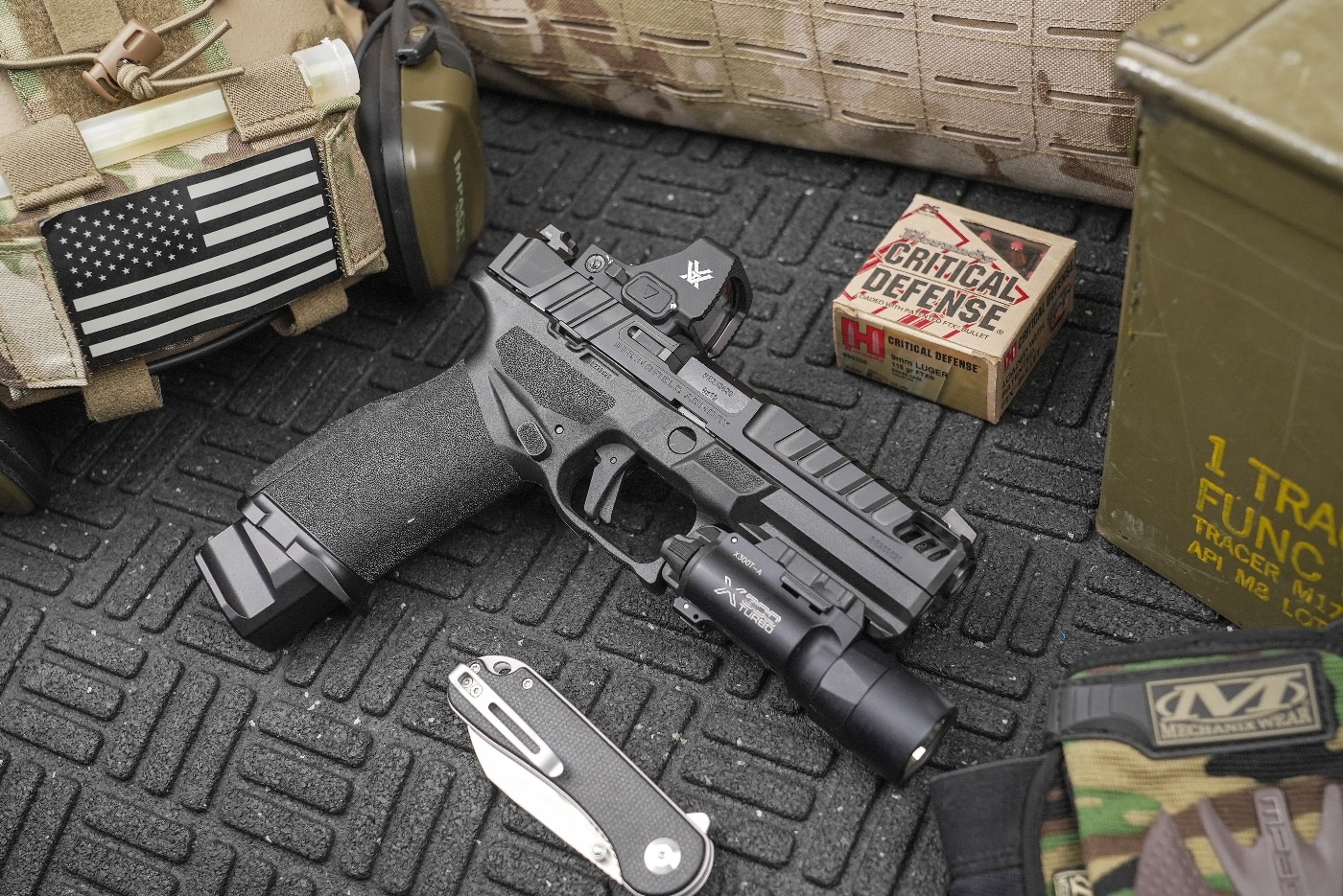 This is the Vortex Defender XL used in the review testing. It is a red dot sight designed for all kinds of firearms including pistol rifle and shotgun. Shown here it is on a Springfield Armory Echelon but it can also mount to a Glock SIG Sauer and Smith & Wesson handguns. For shooting it offers great accuracy.