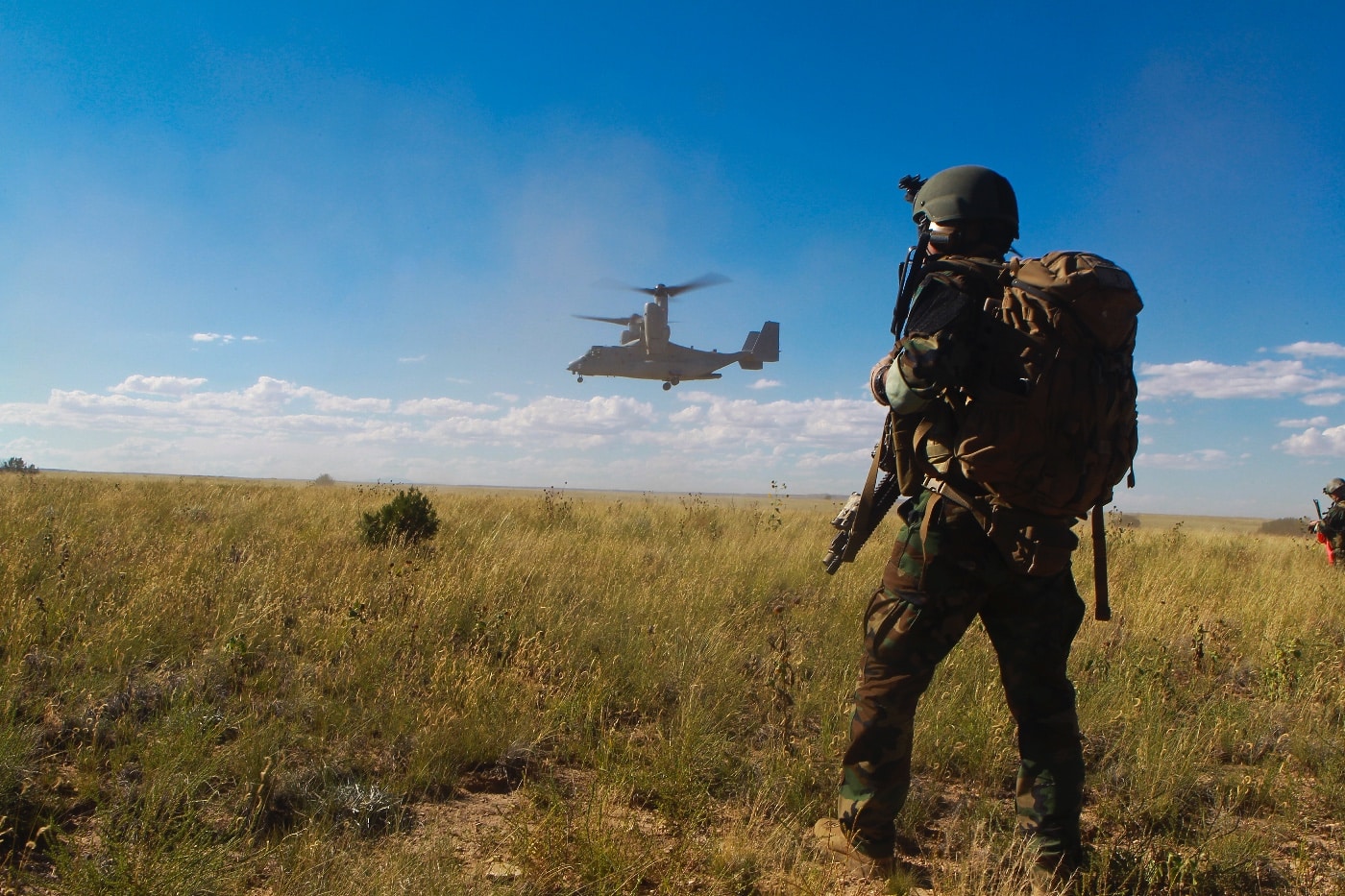 special operations Marine waits for MV-22B Osprey to land