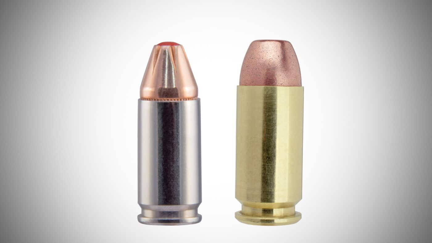 In this photo, we see the 9x19mm Parabellum cartridge next to a .40 S&W round. The ballistics of the two cartridges are consistent across all handguns including those made by Springfield Armory, SIG Sauer, Glock and Smith & Wesson. The Springfield guns are the best by a large margin.