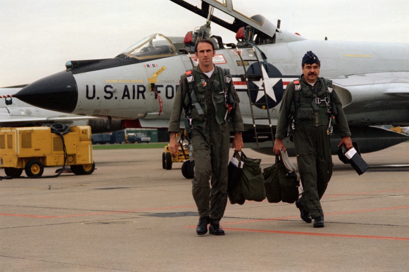 F-101B Voodoo crew leaves plane after a mission