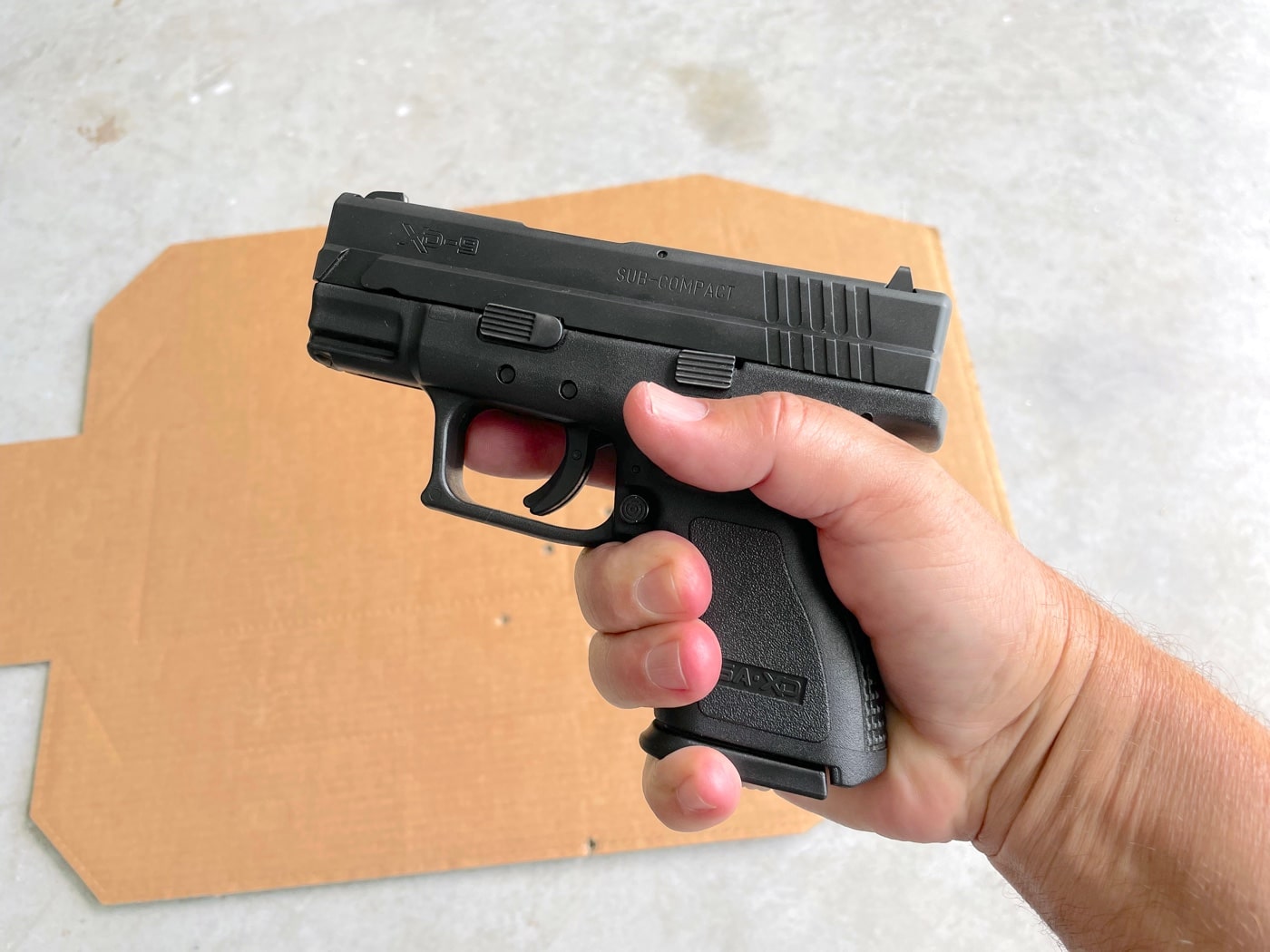 The old small finger curl is required when shooting the XD Subcompact.