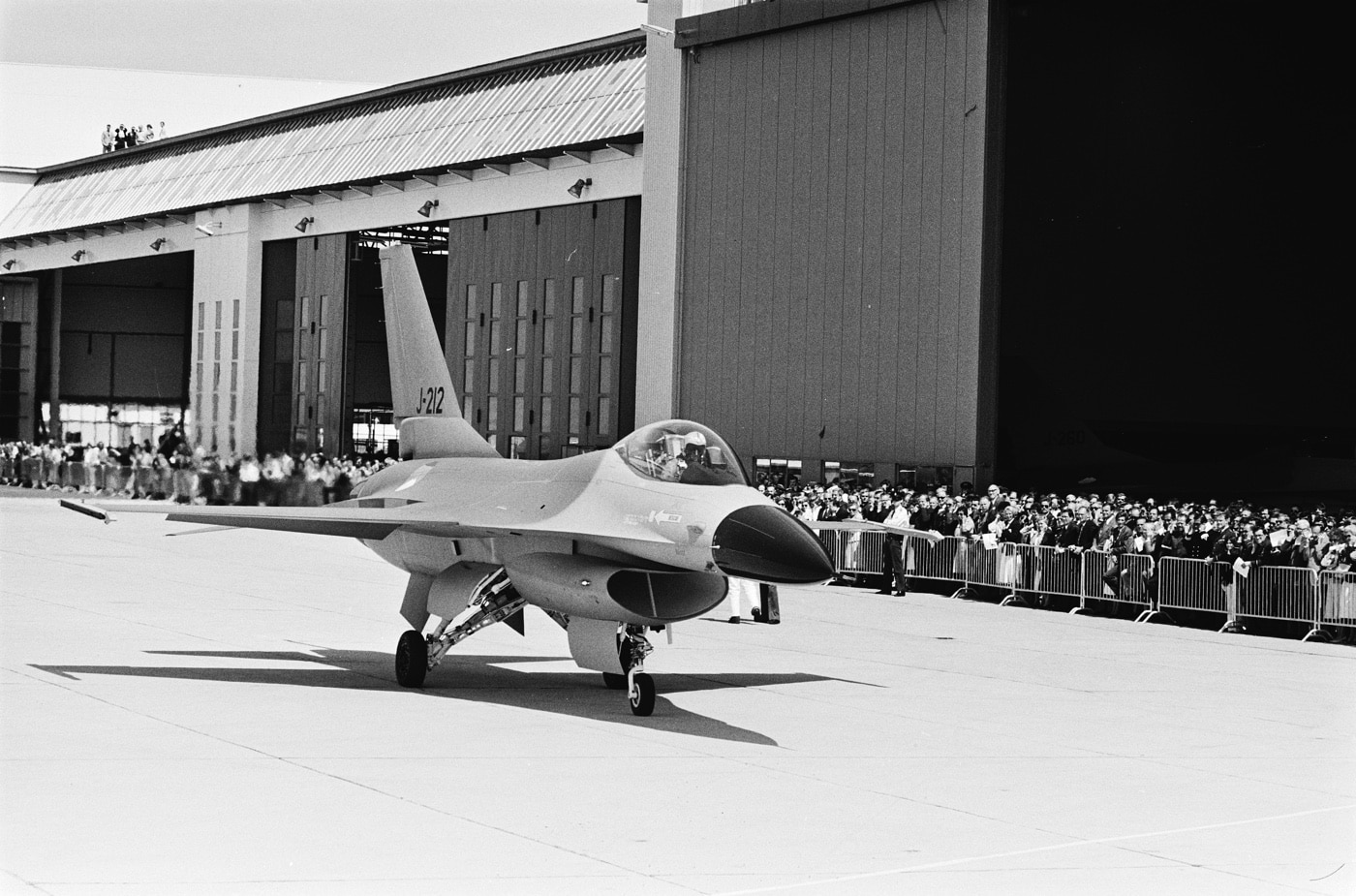 first F-16 of Royal Netherlands Air Force