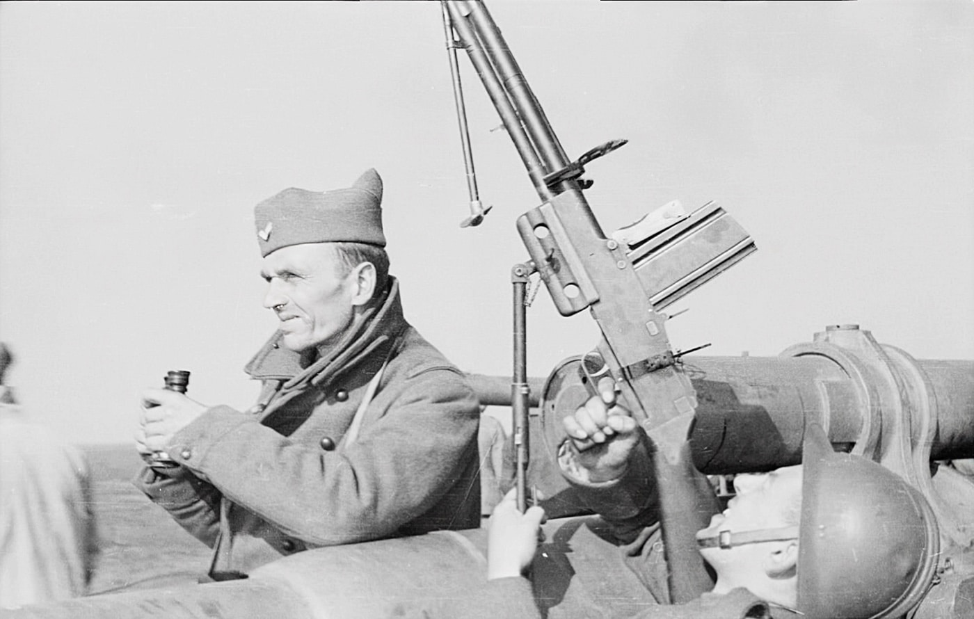 Polish Army soldier scans sky for German planes