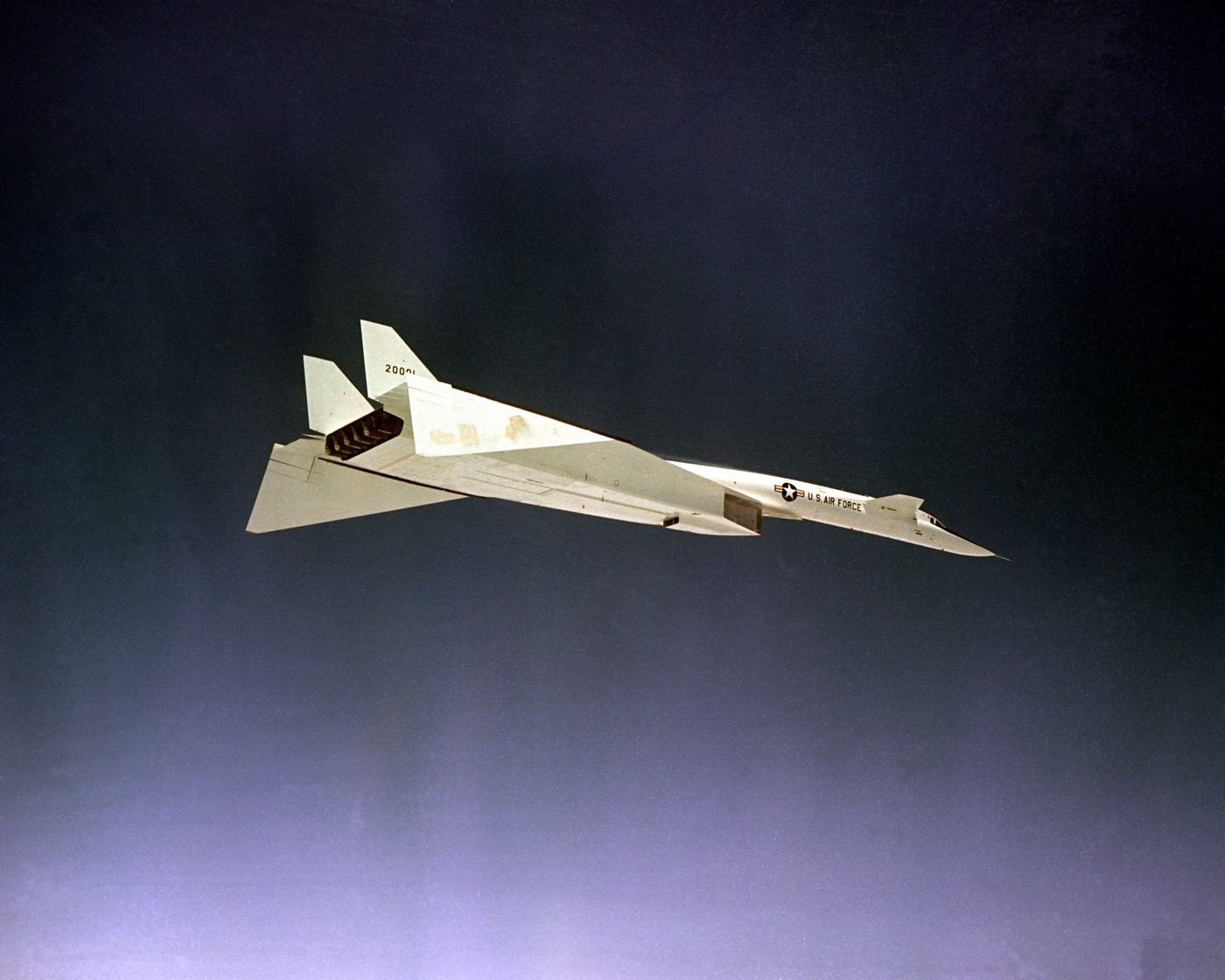 compression lift of XB-70 bomber