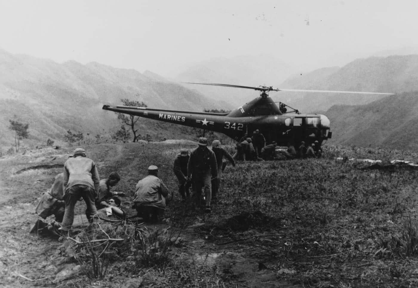 medevac of US Marines from Gariwangsan mountain