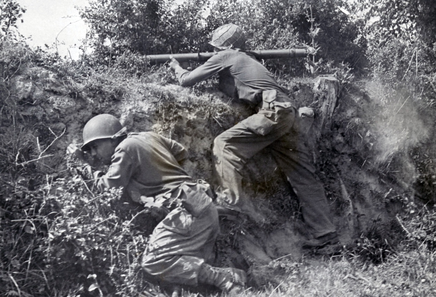 American uses Bazooka to destroy a machine gun nest