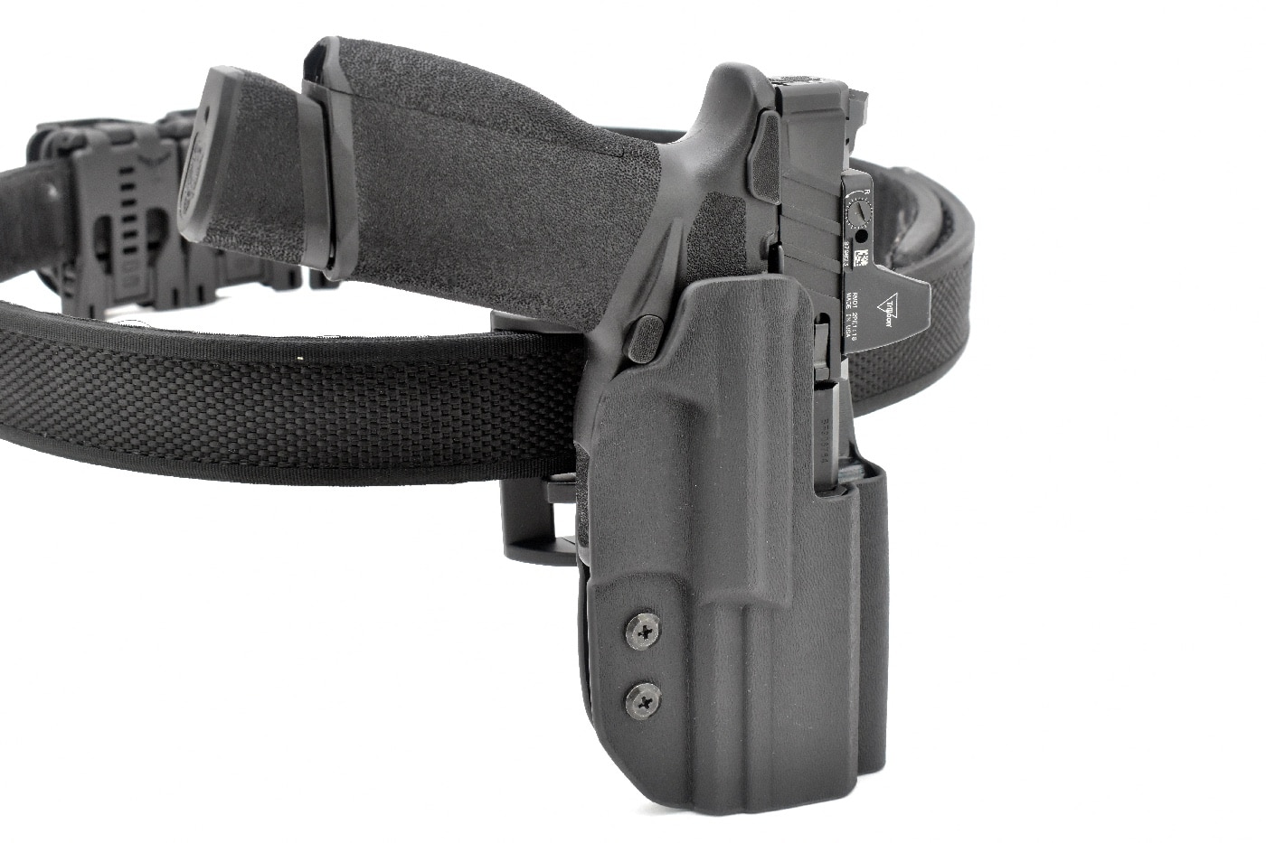 Echelon manual safety in holster