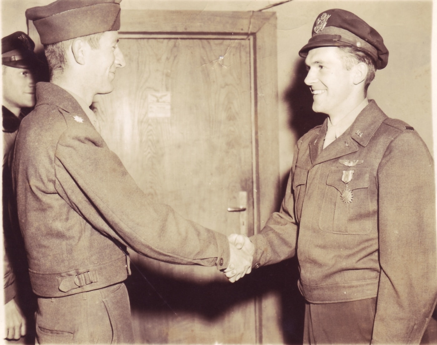 Elmer Pankratz awarded air medal