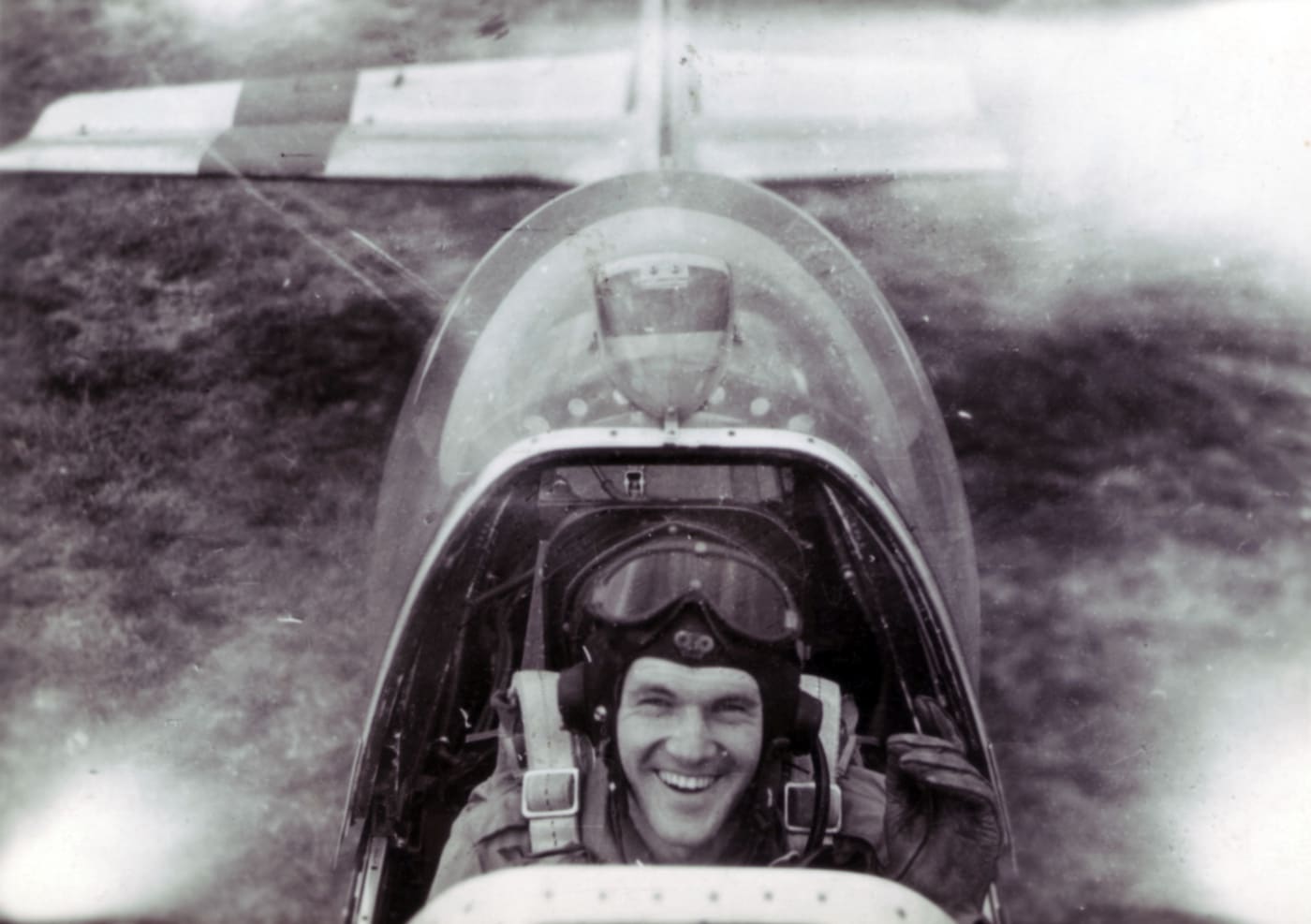 Elmer Pankratz in cockpit of North American F-6 Mustang