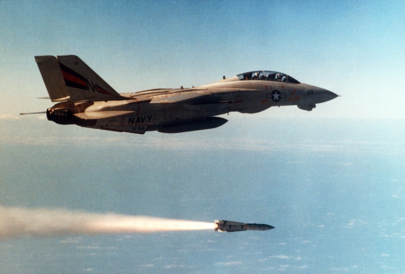 F-14 fires AIM-54 Phoenix missile