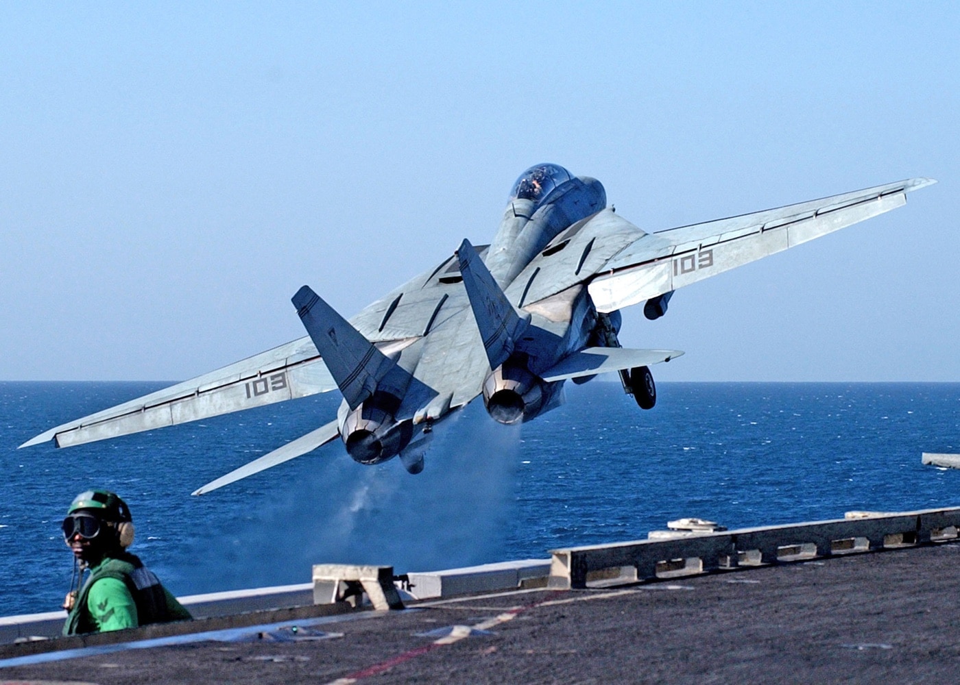 Grumman F-14B takes off from USS Harry S Truman aircraft carrier