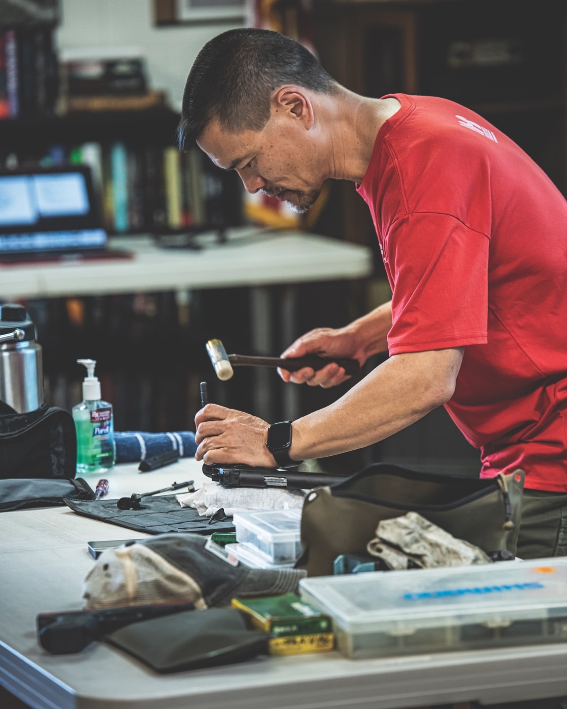 Hilton Yam teaches how to build a 1911