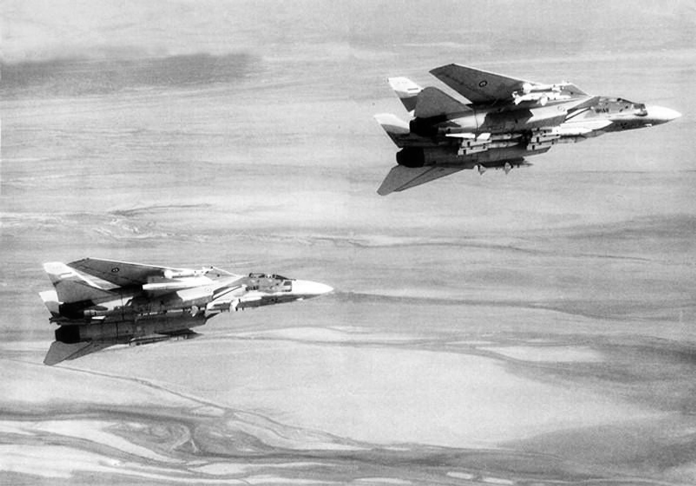 Iranian F-14 Tomcats in flight 1986