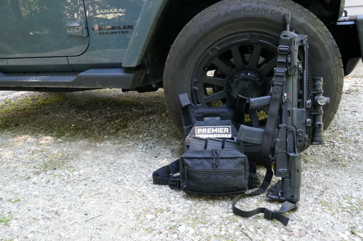 author testing Premier Body Armory Fortis III+ plates and carrier body armor