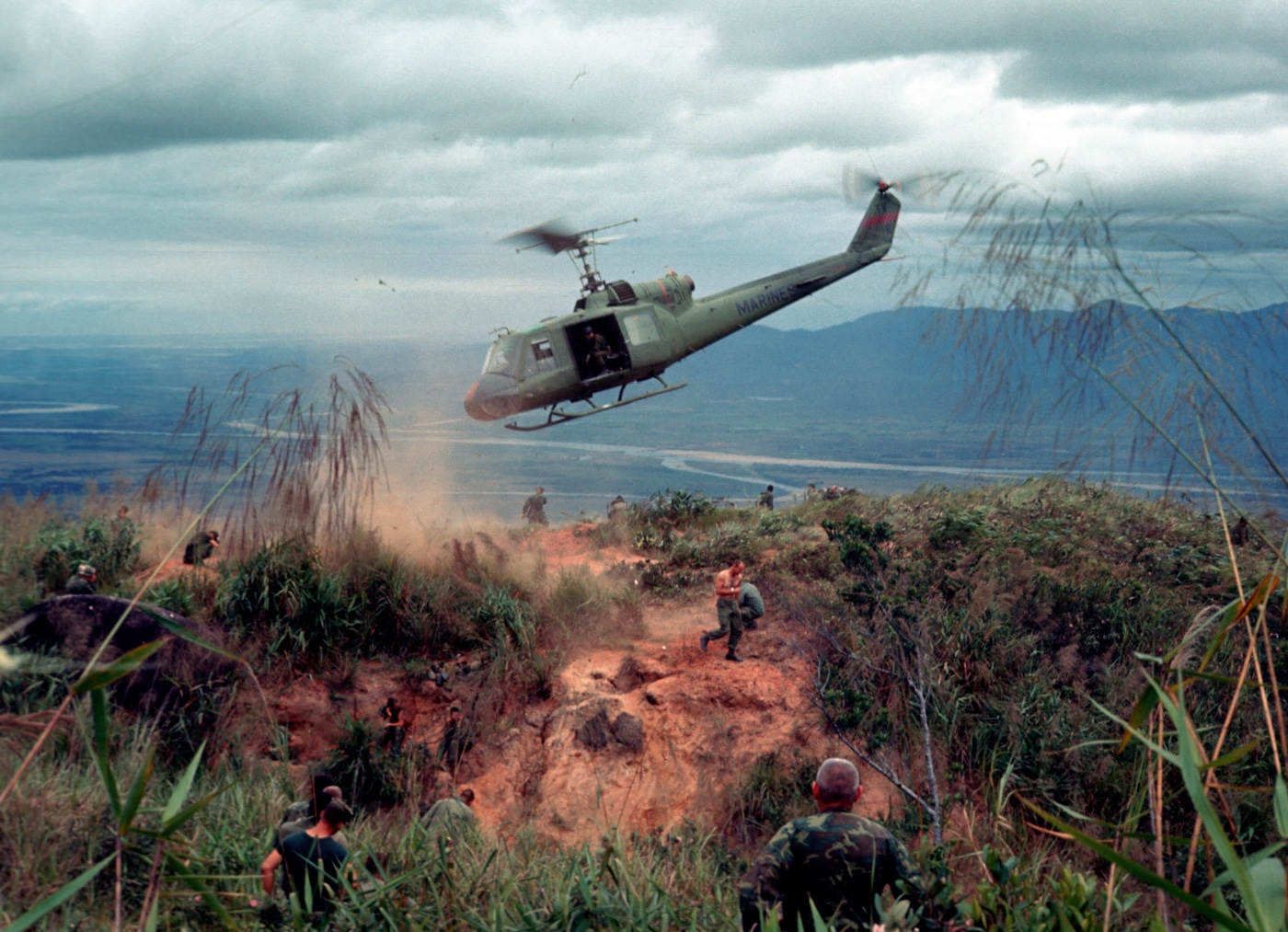 UH-1 Huey Oklahoma Hills United States Marine Corps Vietnam War