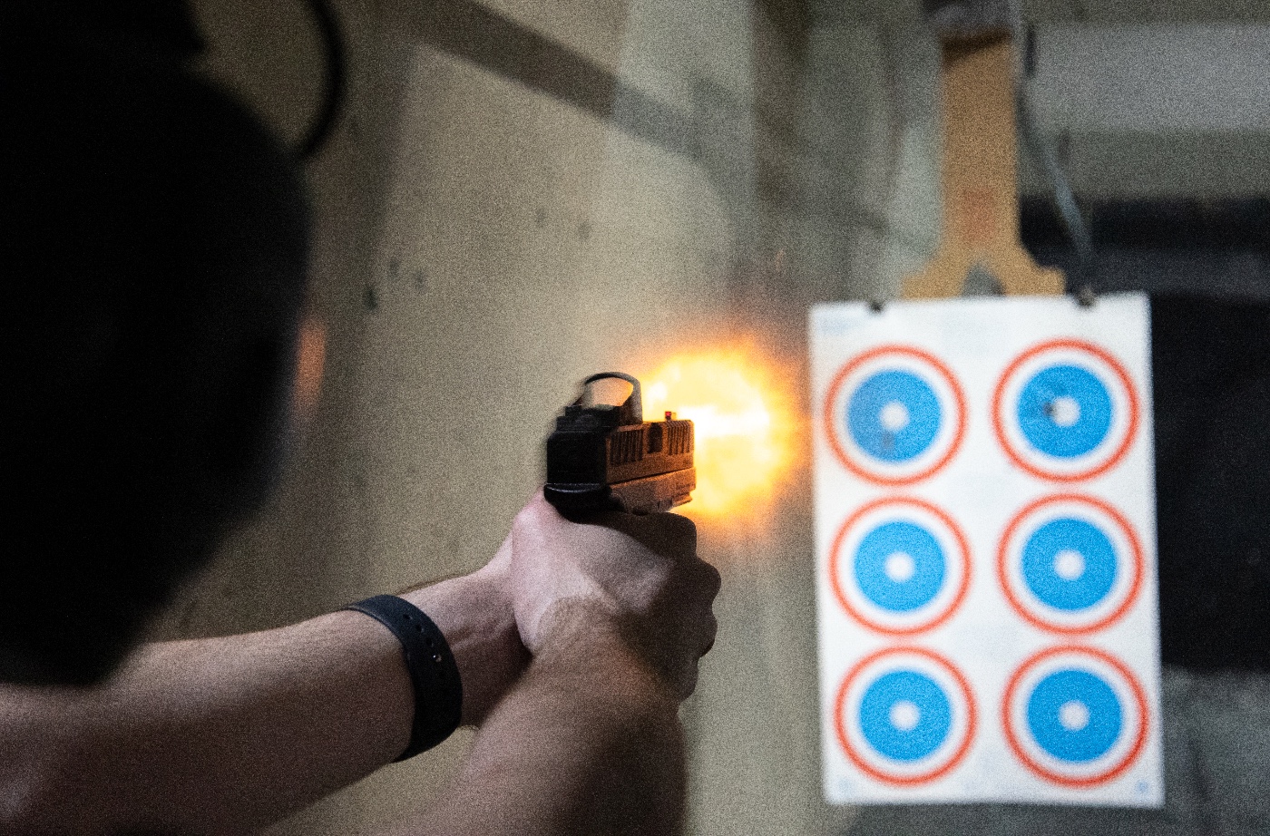 shooting the Springfield Armory Mod-3 9x19mm Parabellum semi-automatic pistol