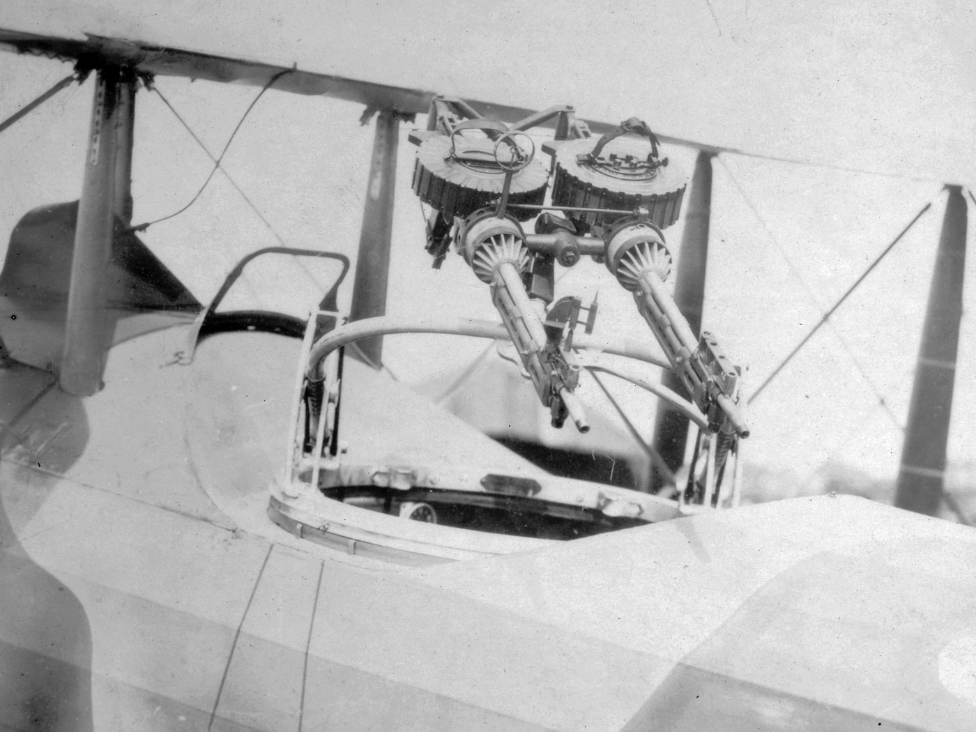 twin Lewis guns in Scarff mount on French Salmson 4 AB.2 reconnaissance bomber