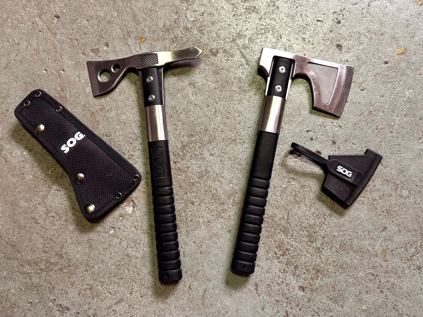 comparing SOG Camp Axe vs SOG FastHawk