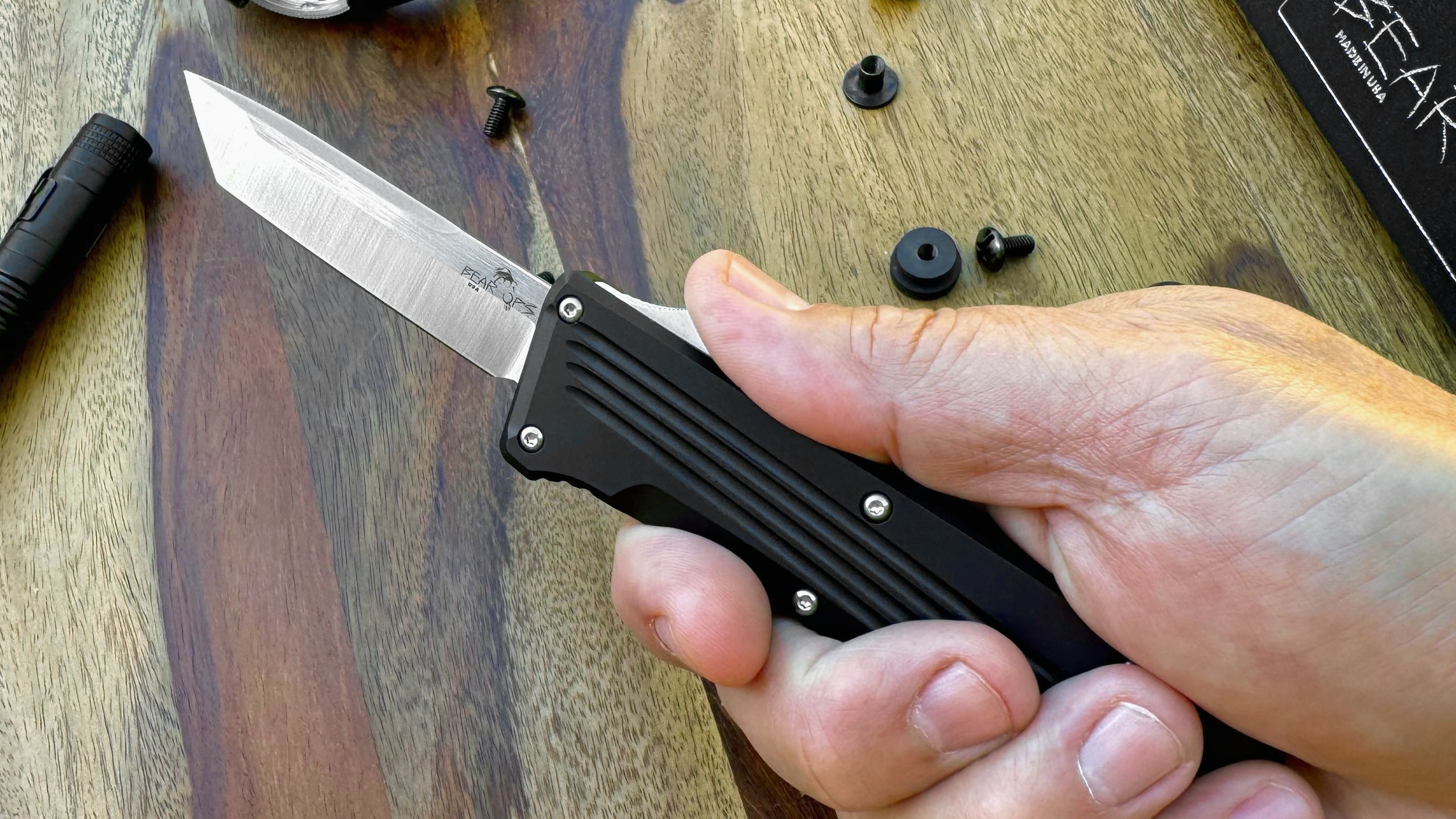 Bear and Son Double Clutch IV knife review