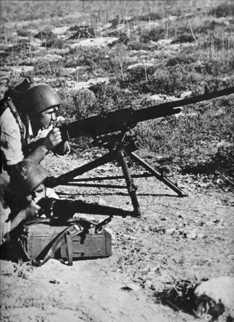 Italy’s Bizarre Breda M37 Machine Gun | Gold Guns