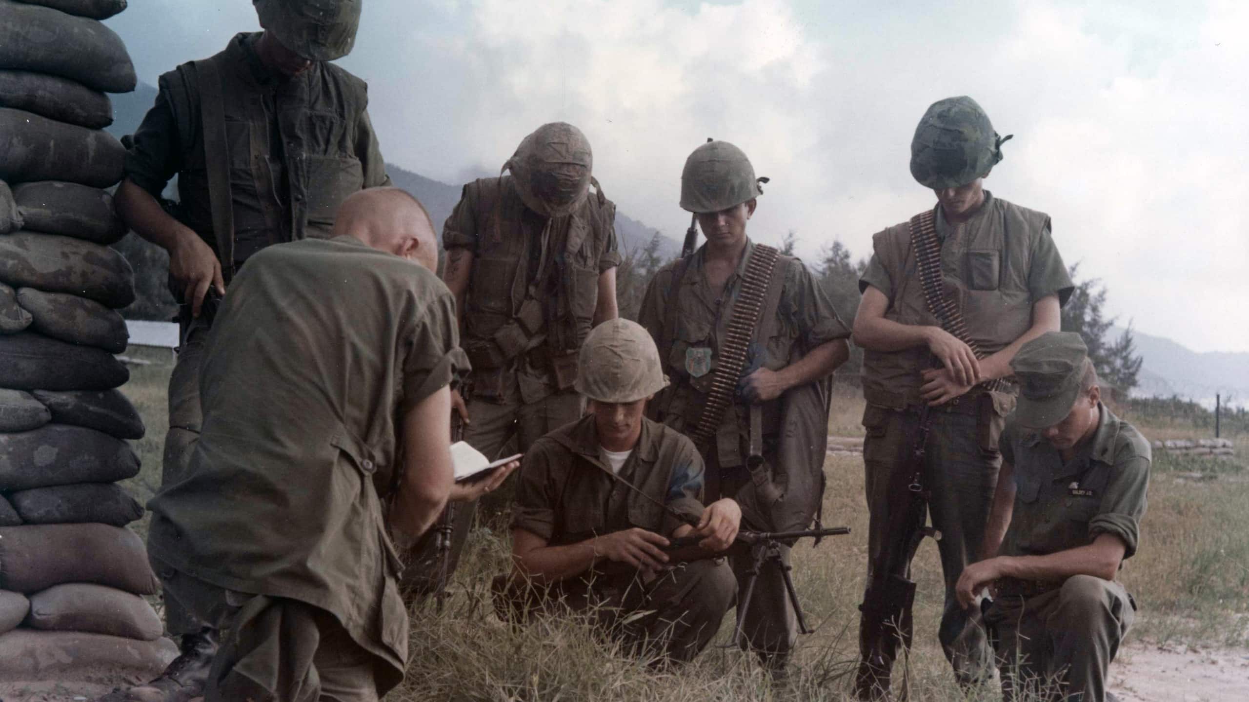 Capt. Dale Dye: Christmas at the Con Thien “Hill of Angels” - The ...