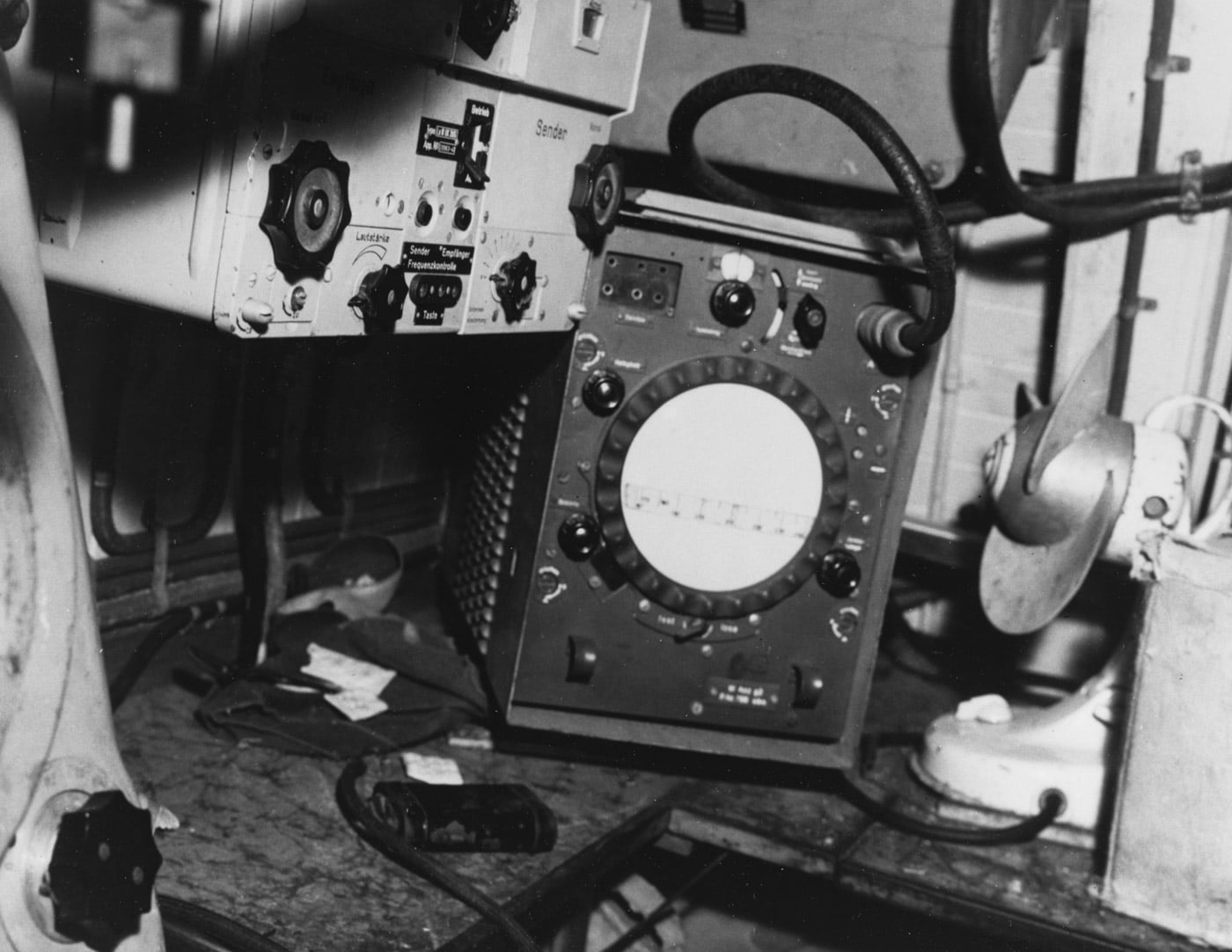 German radio detection equipment on U-505