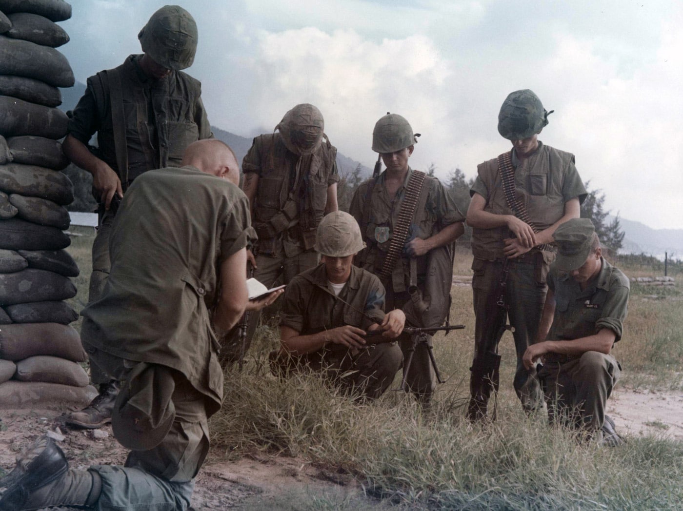 US Marines in Christmas religious services in Vietnam War