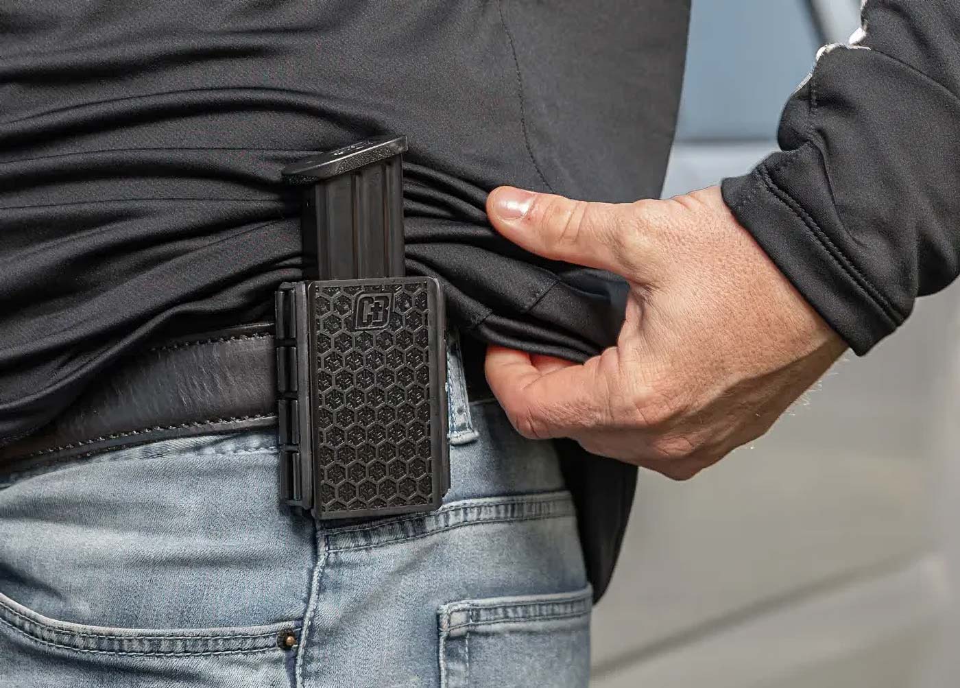 Crossbreed mag carrier worn on belt under a shirt