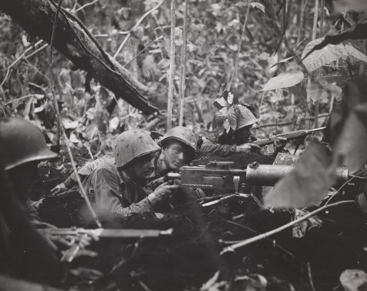 Marine machine gun team fights off a Japanese counterattack on Cape Gloucester