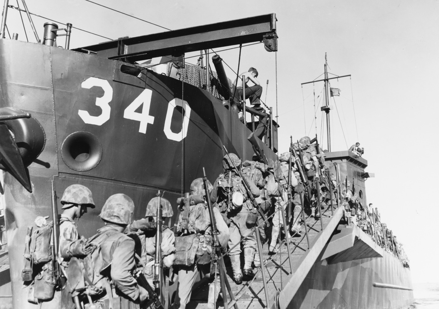 Marines board LCI-340 on Christmas Eve to invade Cape Gloucester