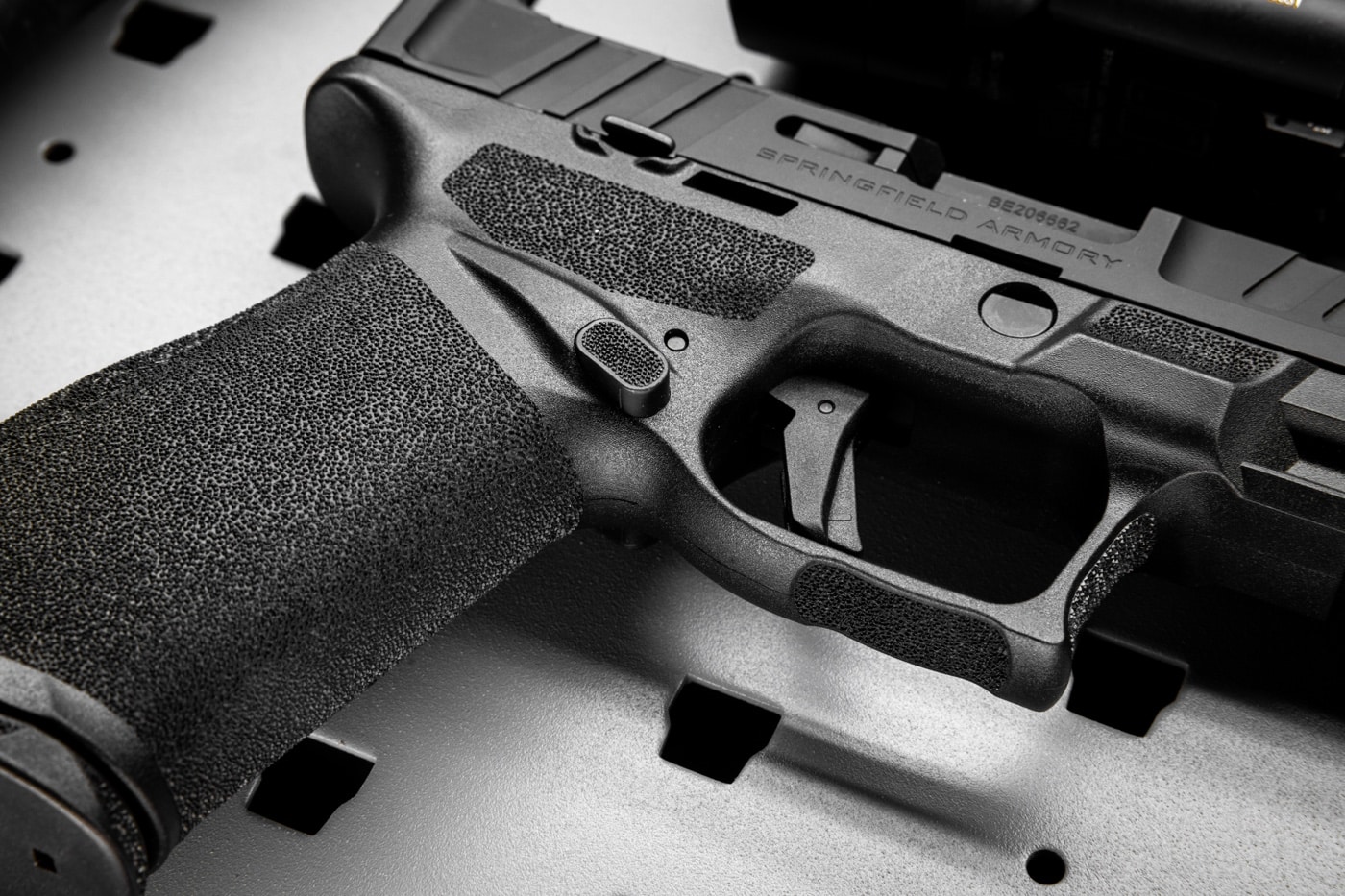 grip texture on the front strap of the Springfield Armory Echelon 9x19mm Parabellum semi-automatic pistol