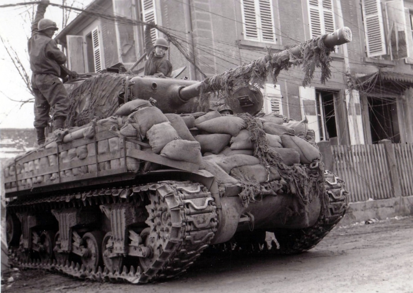 sandbags used to up armor Sherman M4A3 76