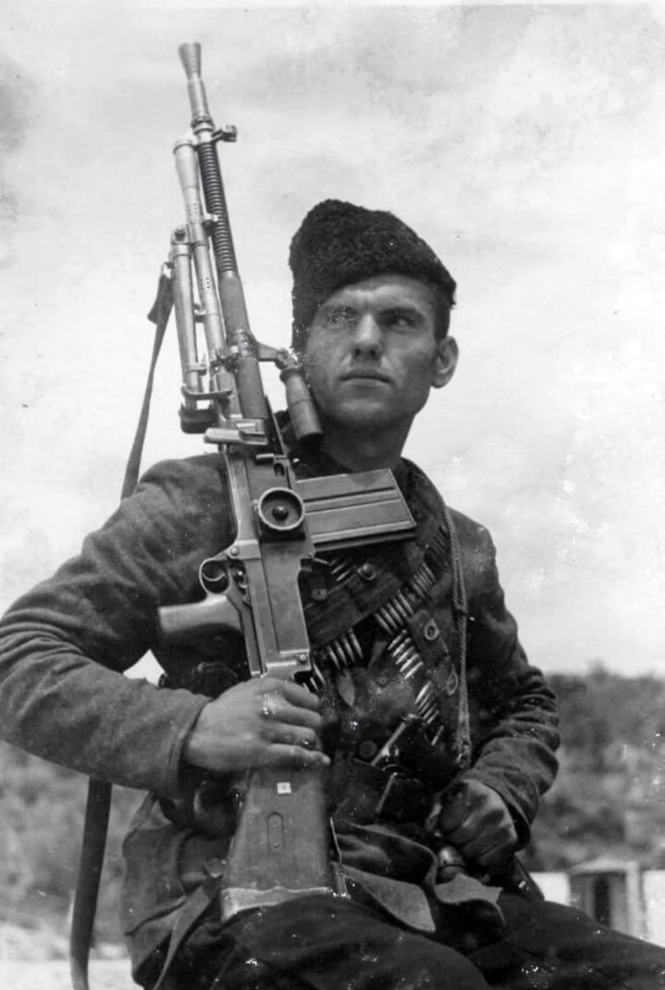 Yugoslavian soldier with ZB vz. 30