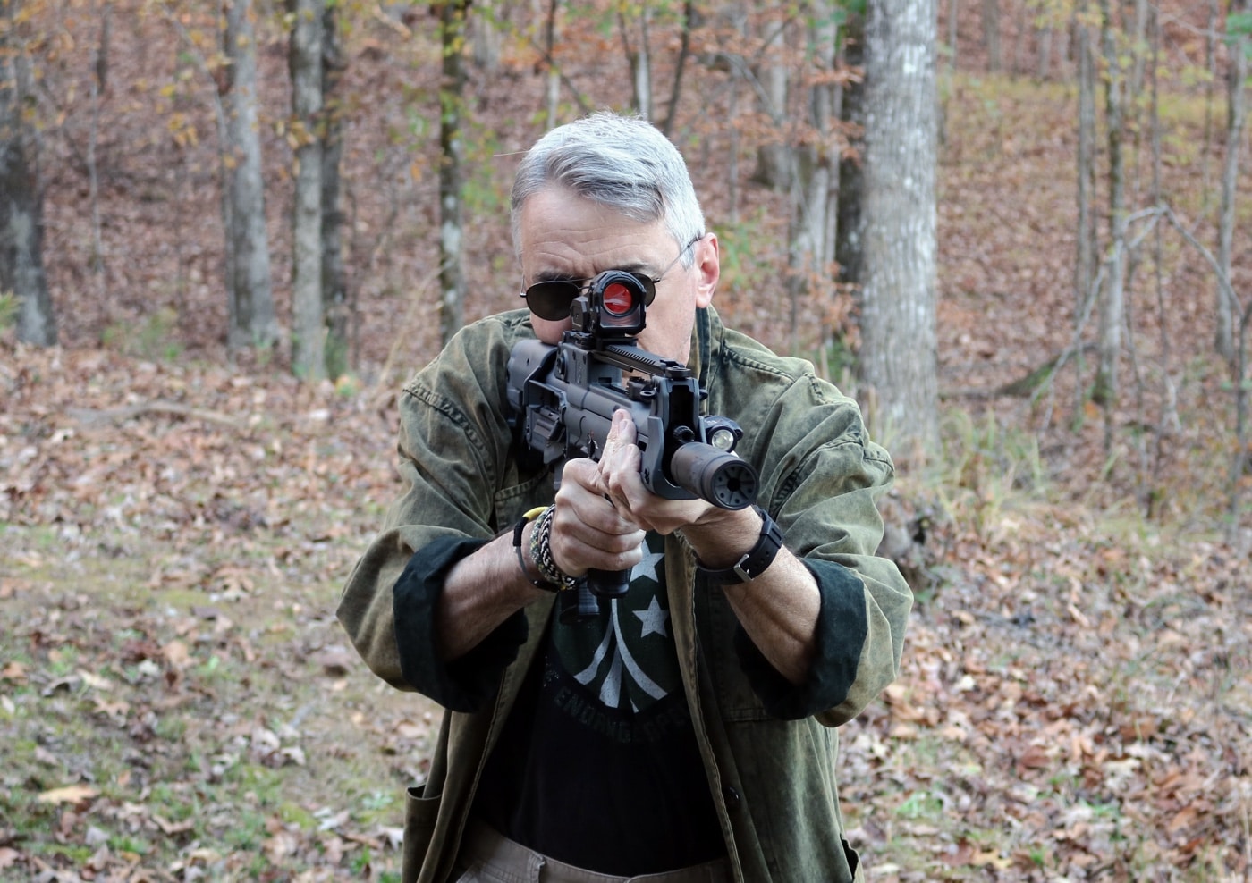 author shooting Springfield Armory Hellion with Mepro M22 optic with light module kit